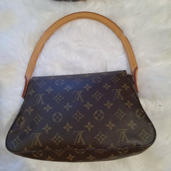 NWOT Vintage LV Mini Looping + Dust Bag - Picture 2 of 14